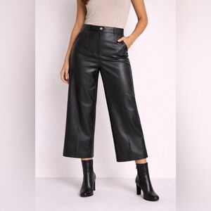 Anne Klein Black Faux Leather Wide-Leg Cropped Pants – Size 10